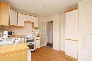 Kitchen- click for photo gallery